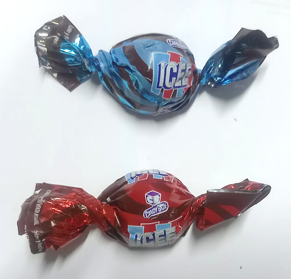 Chocolate Icee Surtido de Cereza Y Mora Azul